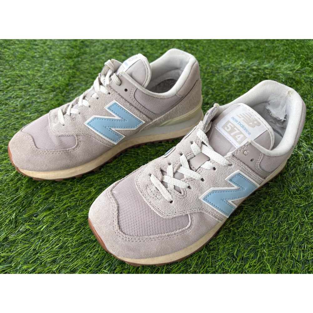 New Balance 574 Womens 8 Grey Blue Suede Mesh Sneakers WL574GQ2